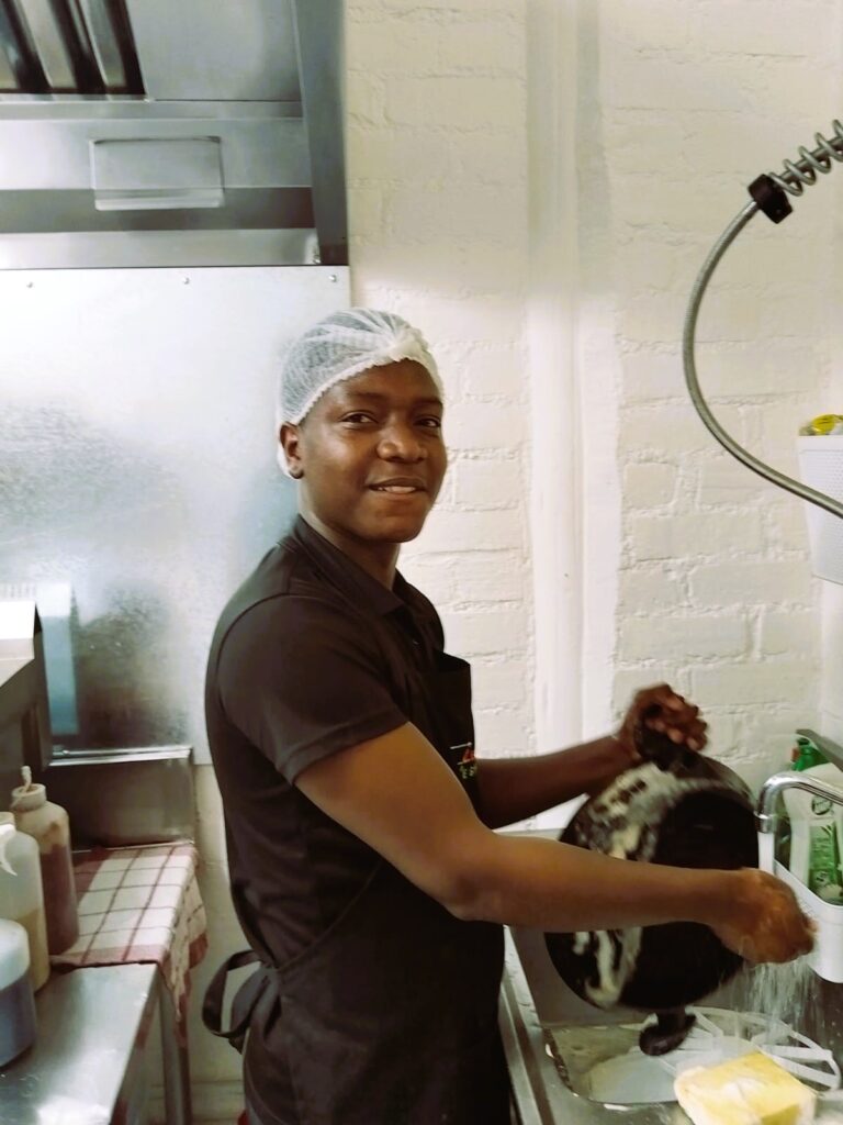 gallery-1765358334878-zzi68d